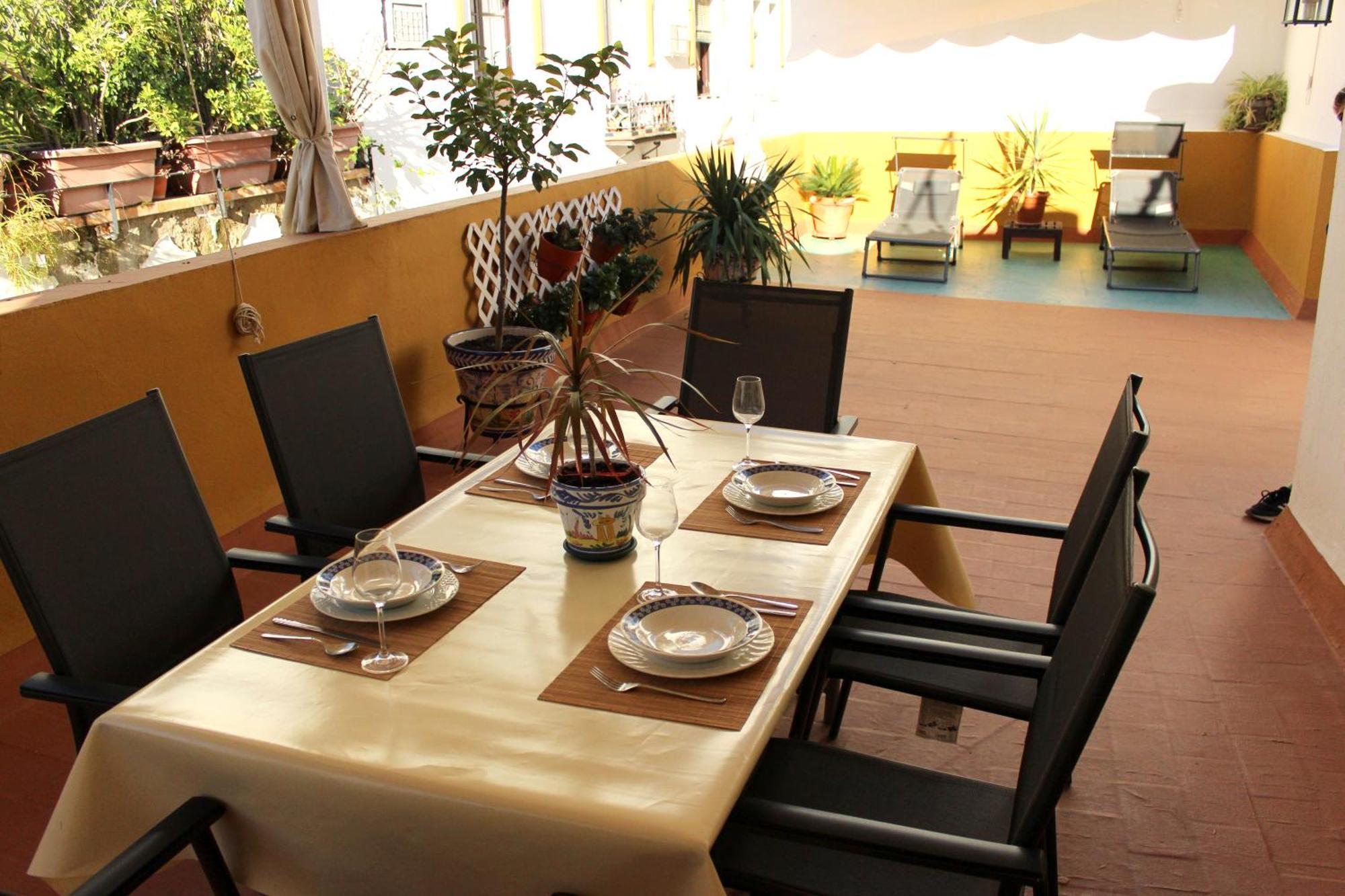 Duplex Acogedor Con Gran Terraza En Pleno Centro De * Sevilla